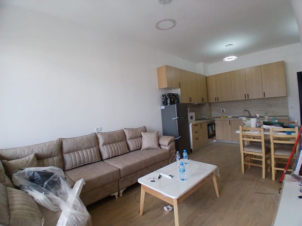Apartment 1+1 for rent, Opposite kmy - se Yzberisht
