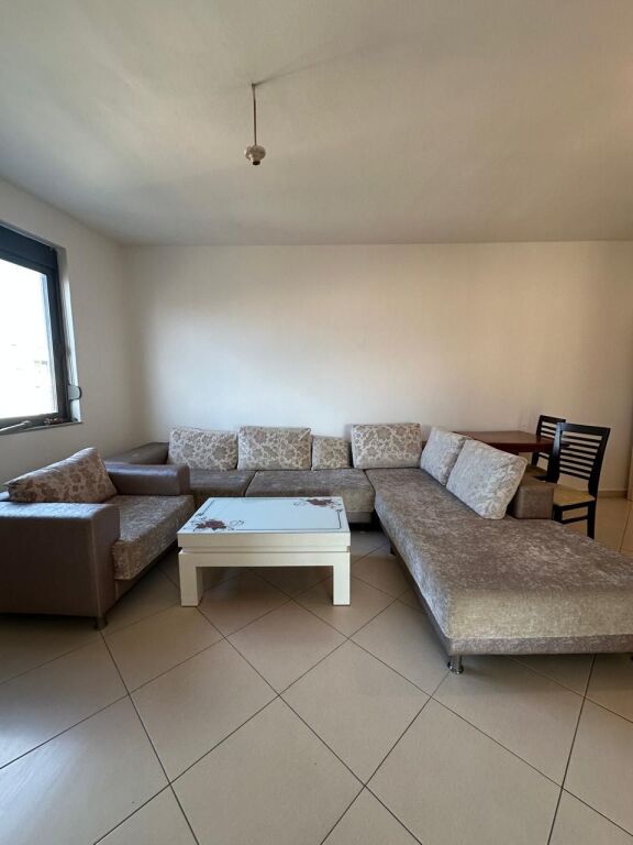 Apartament 2+1 me qira Bar Santana Astir