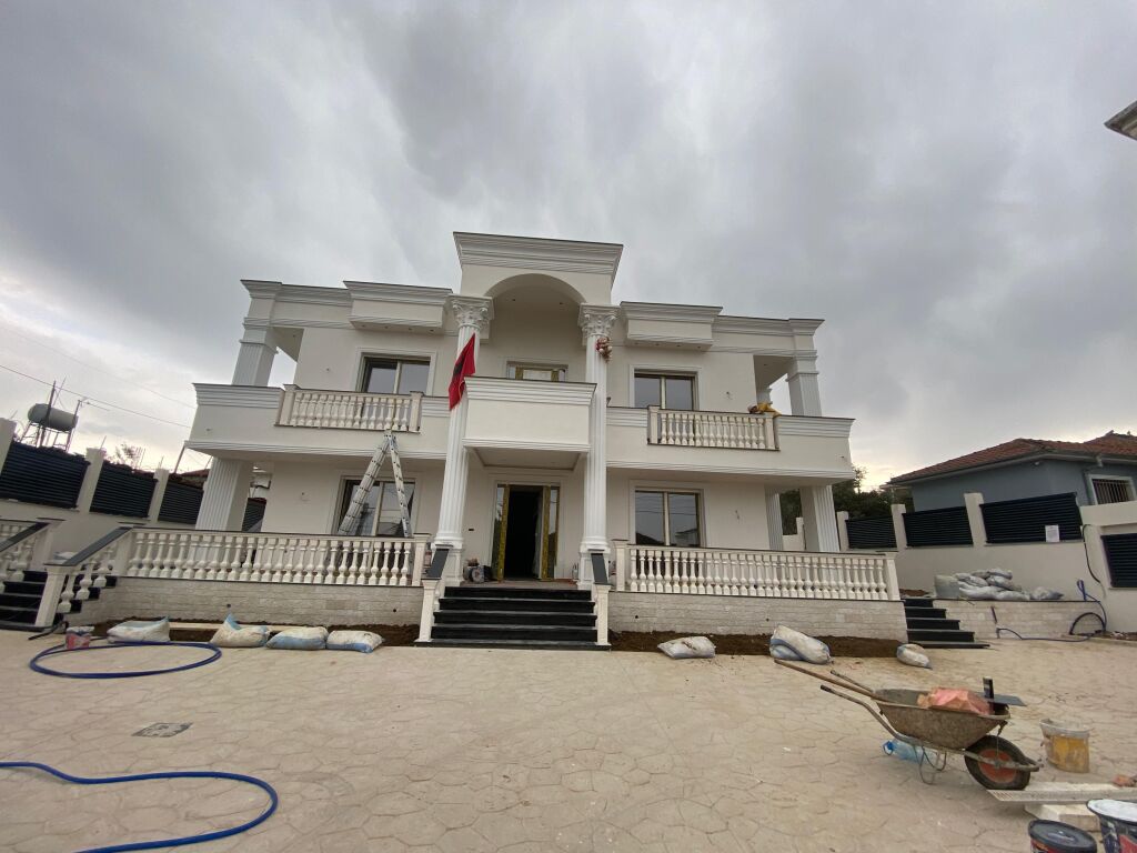 Shitet, Vilë 2-Katëshe, Instituti Bujqesor, Tiranë. Empire66262