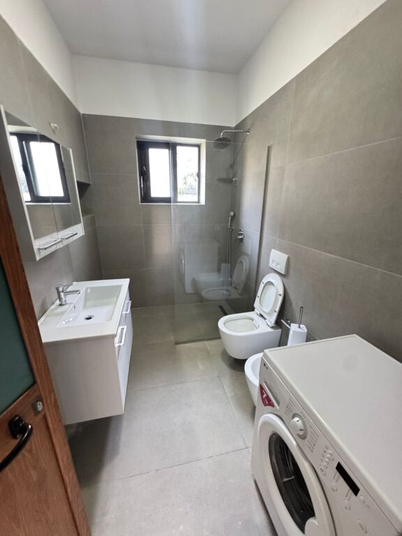 apartament 3+1 i mobiluar  ne Don Bosko per qeradhenie
