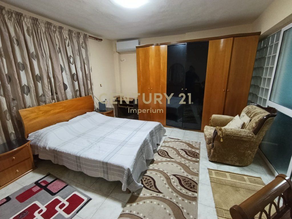 Appartamento in affitto – 2+1 con cucina separata, Via Dritan Hoxha 500 L /Mese