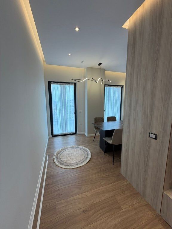 Modern 1+1 apartment plus parking space for rent near the center of Tirana!