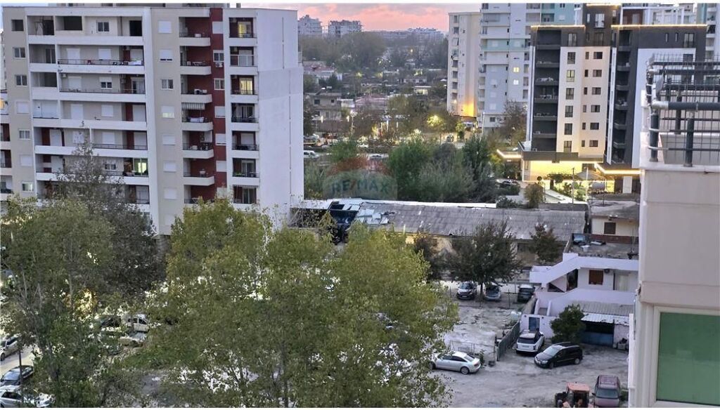 Apartment 2+1+2 for Sale, behind Martini hotel
