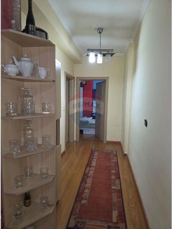 Shitet Apartament 2+1 në Astir