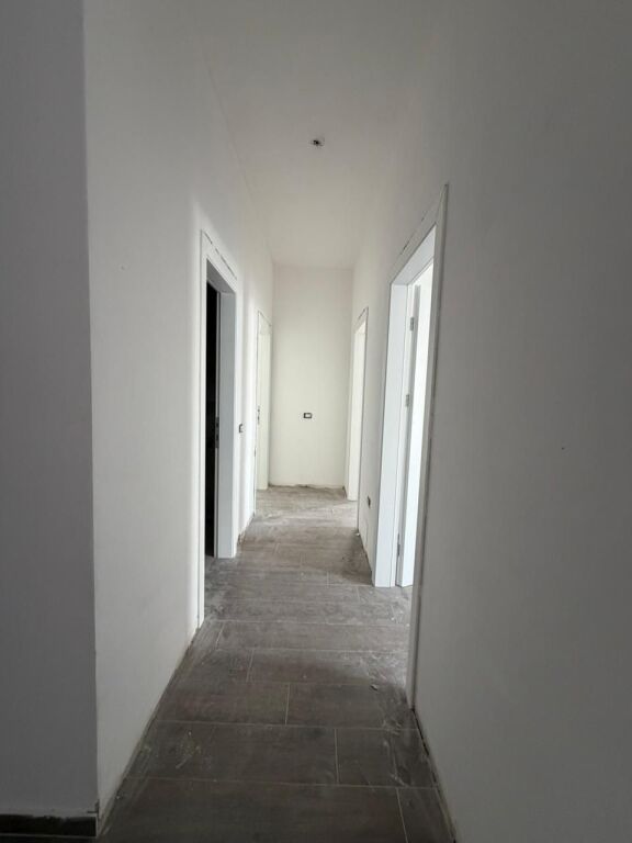Apartment 3+1+2 bathrooms Tirana Porta e Re, Sauk