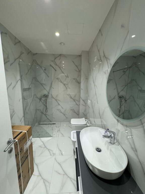 Locale per ufficio in affitto presso Lake View Residence 1600€
