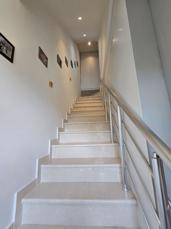 Vendesi Duplex Moderno presso Kodra e Diellit 2