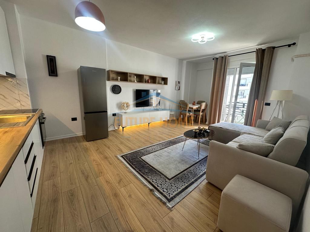 Qera, Apartament 2+1+2 , Ish Parku Tirane