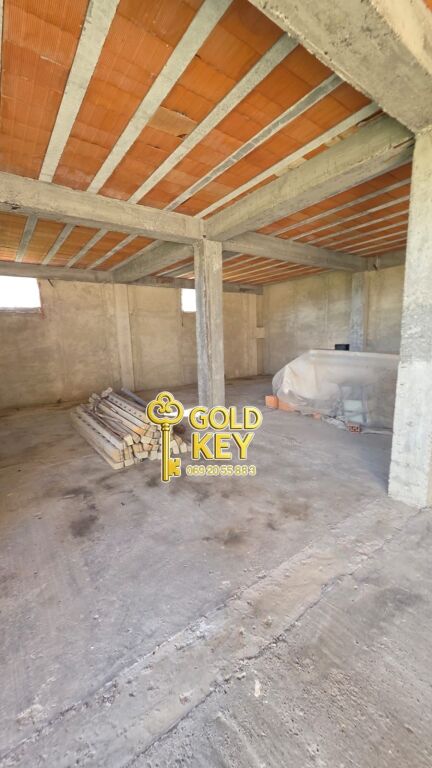 🏢✨ VILLA SU 3 PIANI IN VENDITA NELL'AREA DI SHIJAK ✨🏢
