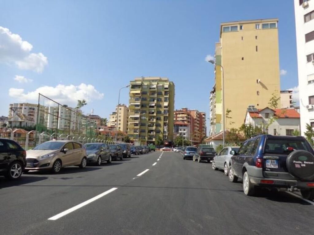 🏙️ Apartment 3+1+2 for Sale – Kosovarëve Street ✨