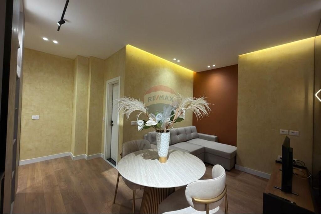 🏡 Studio apartament luksoz për shitje – Sheshi Skënderbej