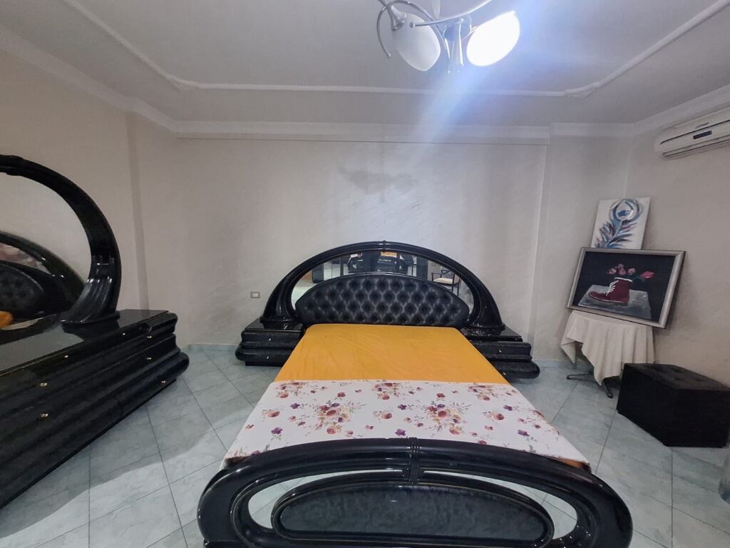 Shitet apartament 2+1+2 tek Rruga Dritan Hoxha!