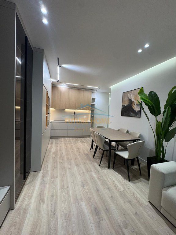 Qera apartament 2+1+2 , Golden Tower , Mine peza