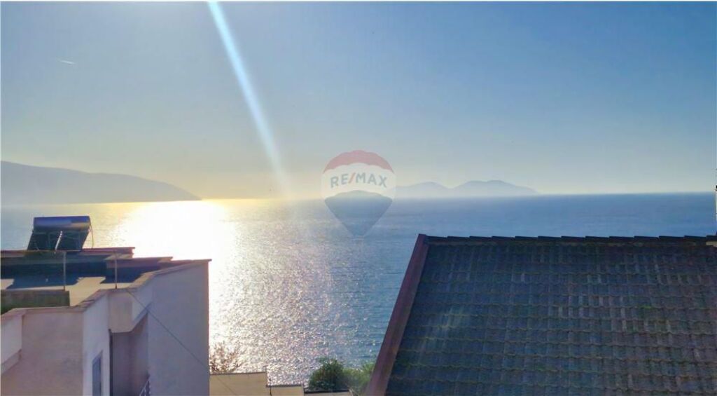 Apartament ne shitje , Uji i Ftohte