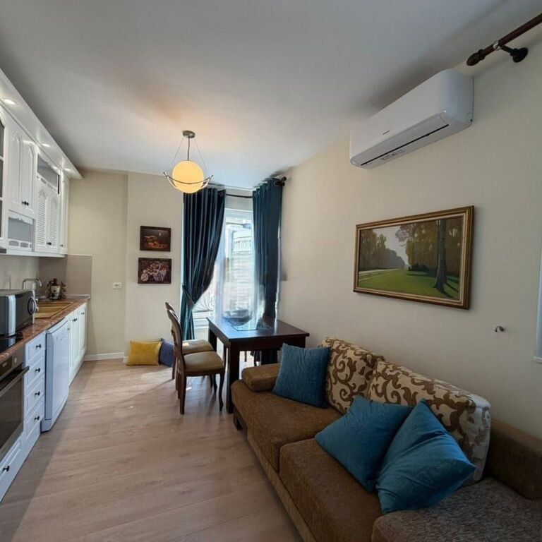 Apartment 1+1 for rent on Elbasanit Street