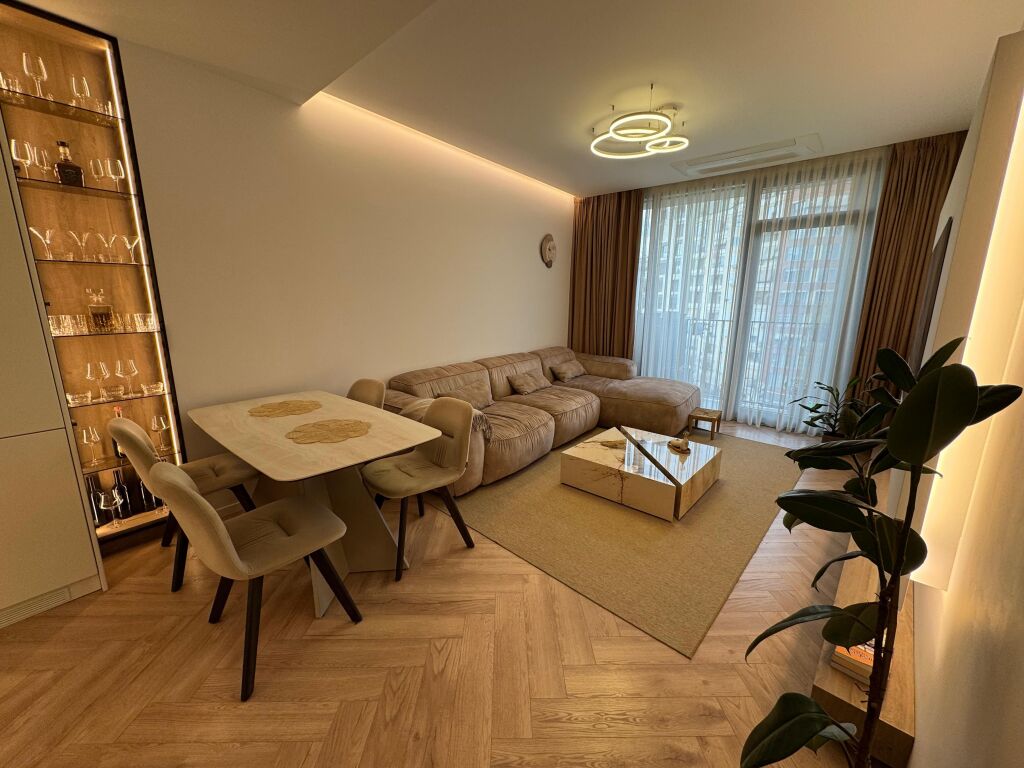 Super apartment 3+1+2 for sale at Lake view Residences, Kosovareve Street
