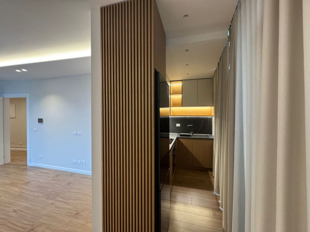 Locale per ufficio in affitto presso Lake View Residence 1600€