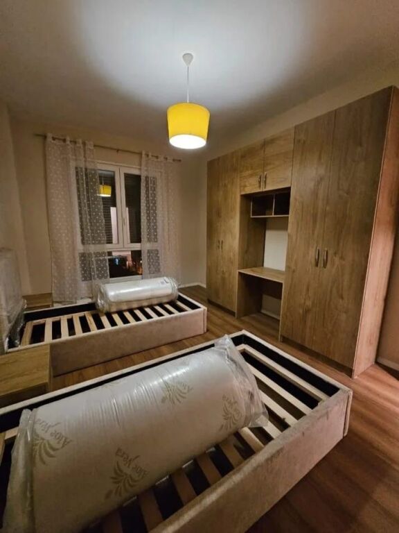 Apartament 2+1 me qera tek 5 Maji prane BlackStone