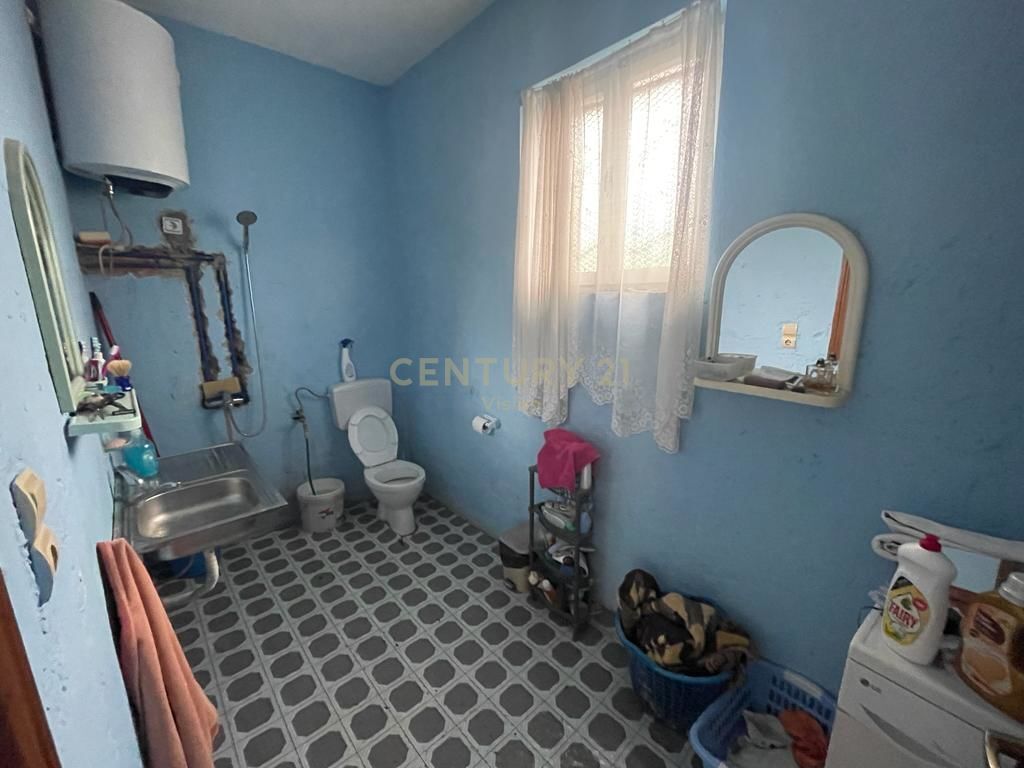 PRIVATE HOUSE + LAND FOR SALE IN RUS 150,000 €