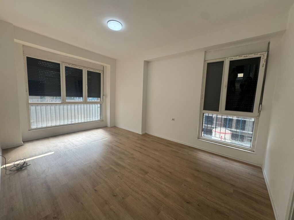 🏡 Apartament 3+1 për shitje tek Ish Fusha e Aviacionit