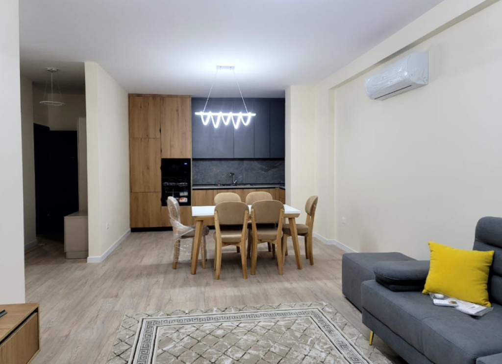 🏡 Appartamento 2+1 + veranda in affitto al Lago Secco