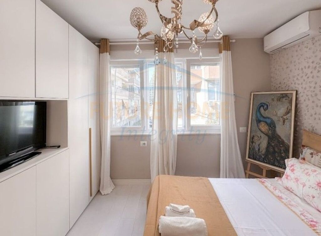 Qera, Apartament 2+1+2, Kopshti Zoologjik, Tiranë.