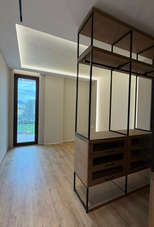2+1 Apartment with Lake View – Altana Residence, Paris Municipality