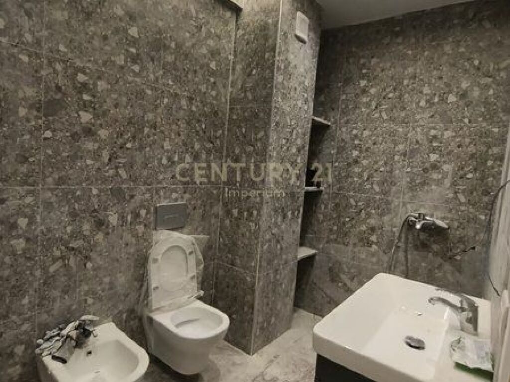 📍 1+1 për qira – Urban Gate, Astir | 450€