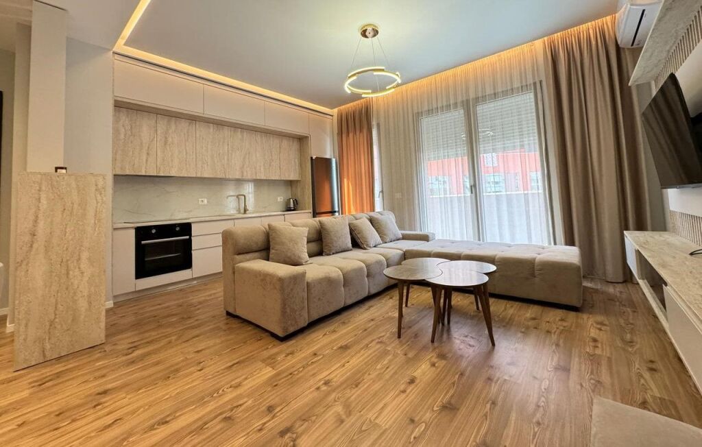 ✨ Qera | Apartament 1+1 📍 Kompleksi Delijorgji, Tiranë