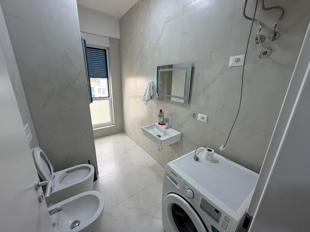 Apartament me qera 2+1+2 Rezidenca Oxa,Fresk