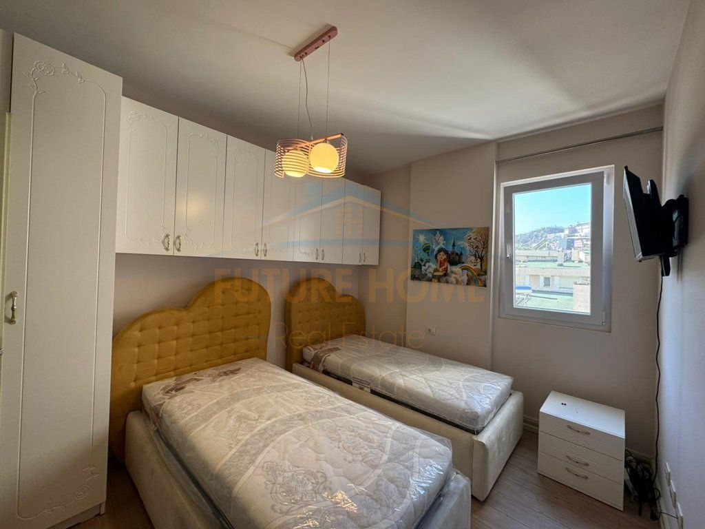 Rent Apartment 3+1+2+2 Parking Spaces, Dry Lake, Tirana