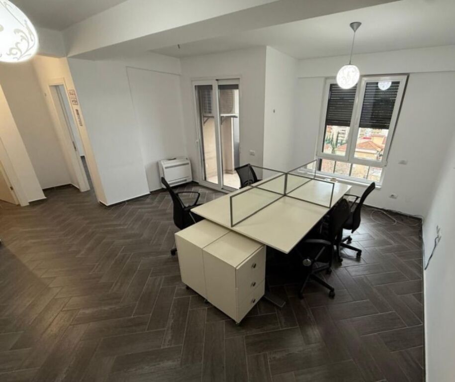 Office space for rent in Myslym Shyr