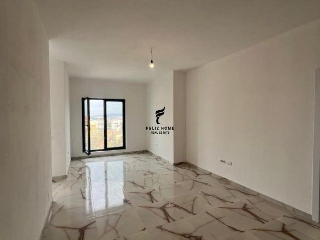 ZYRE ME QERA 108 M2 RRUGA E BARRIKADAVE 100.000 LEKE FH-65956