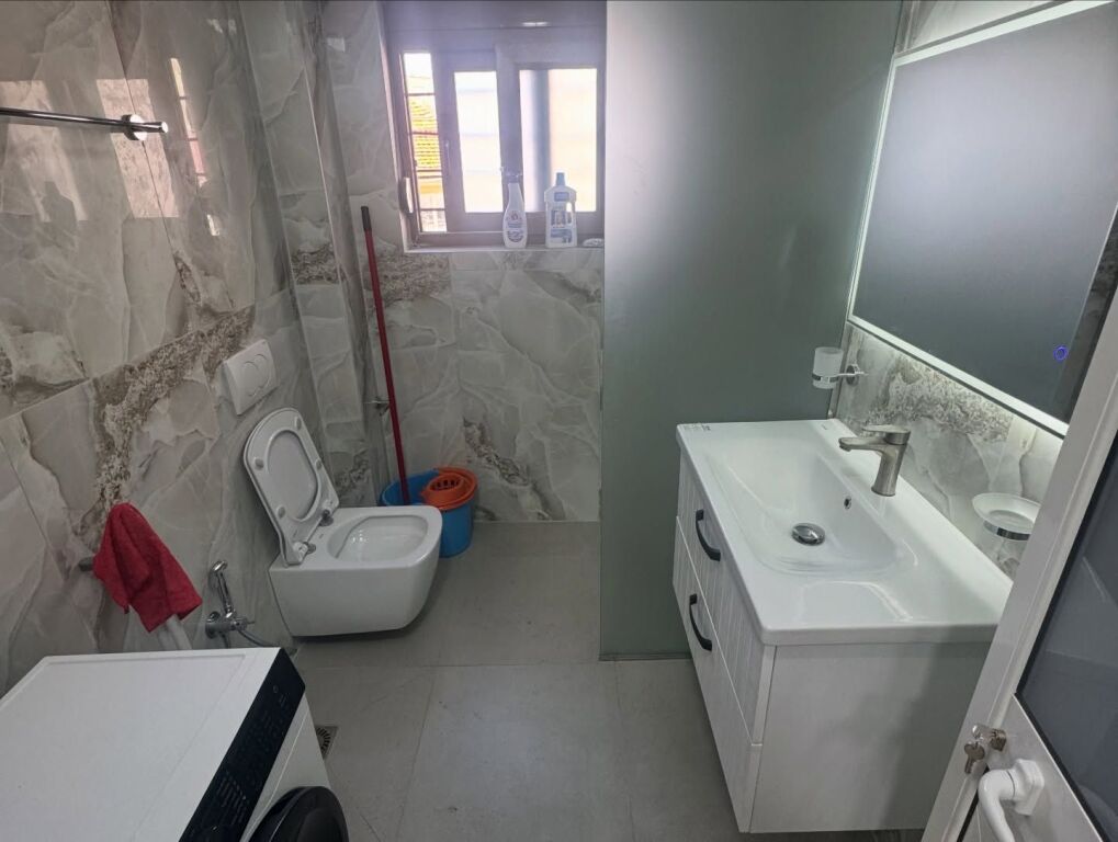🏡 Apartment 2+1 for Rent – Vasil Shanto Crossroad