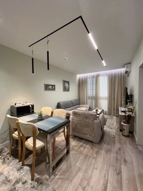 Apartament modern 1+1 me qera ne qender