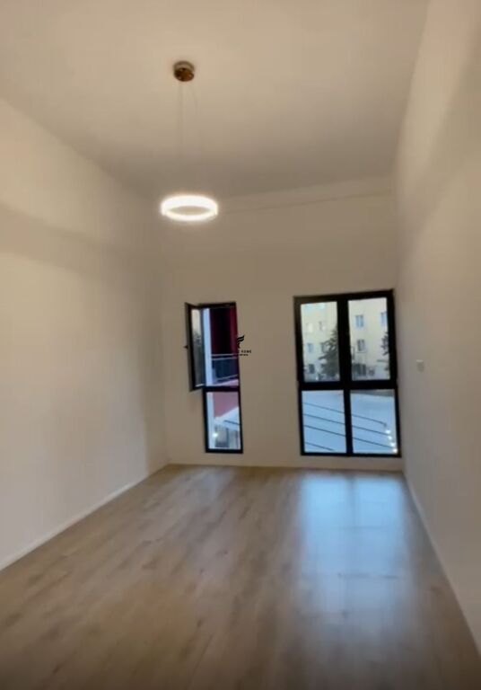 SHITET APARTAMENT 2+1 RRUGA E DIBRES 270.000 EURO FH-66052