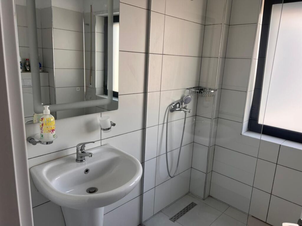 Jepet me qera 2+1+Parkim tek Rezidenca Kodra e Diellit
