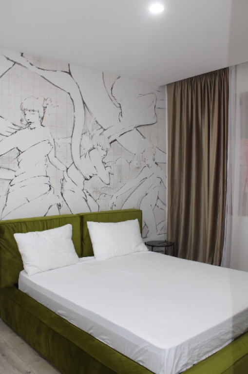 🏡 Apartament 2+1 me Qira – Bllok (Pallatet Agimi) 