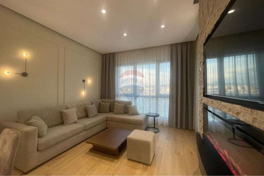 Apartament 1+1 per qira tek Square 21!