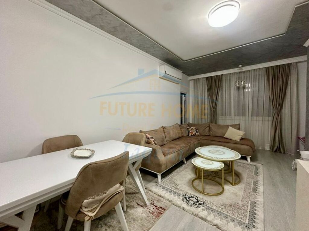 Rent, Apartment 2+1+2 Unaza e Re, Tirana