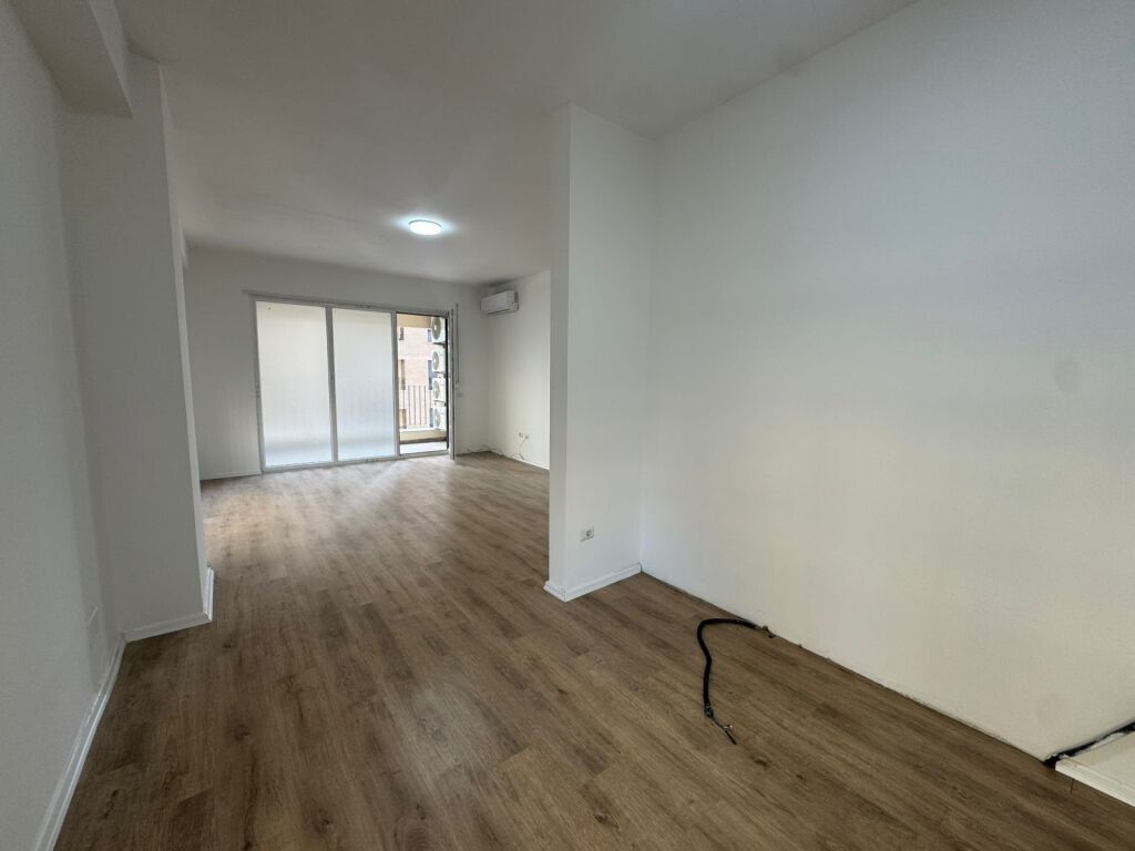 🏡 Apartament 3+1 për shitje tek Ish Fusha e Aviacionit