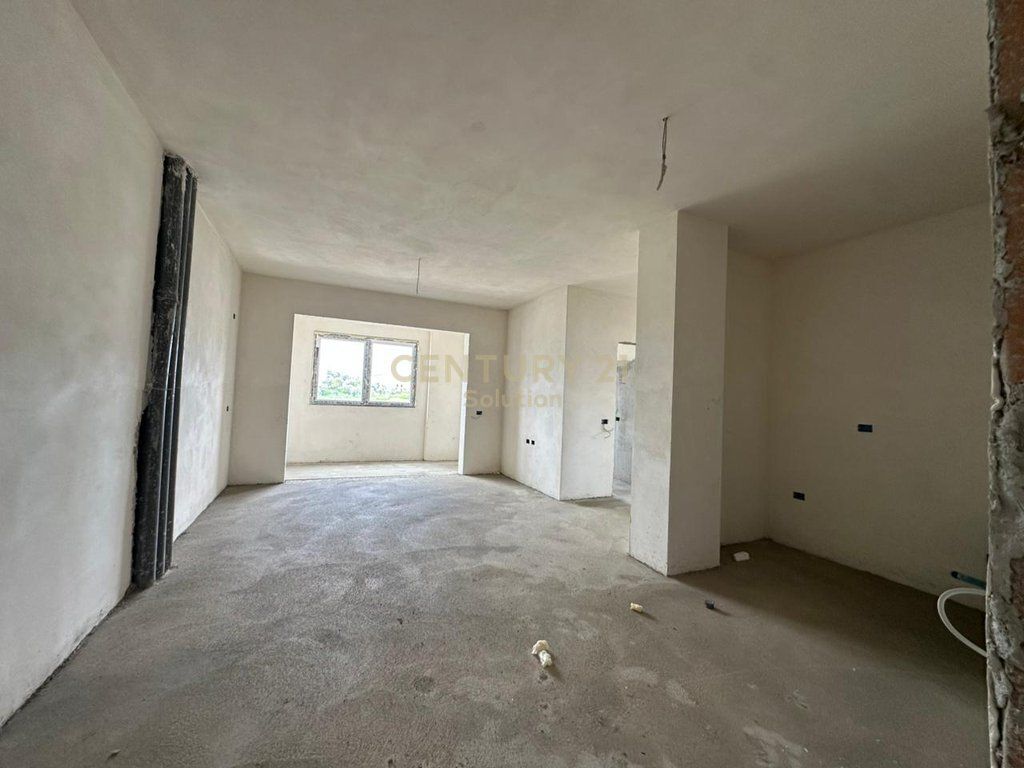 SHITET APARTAMENT 2+1 NE PASKUQAN!