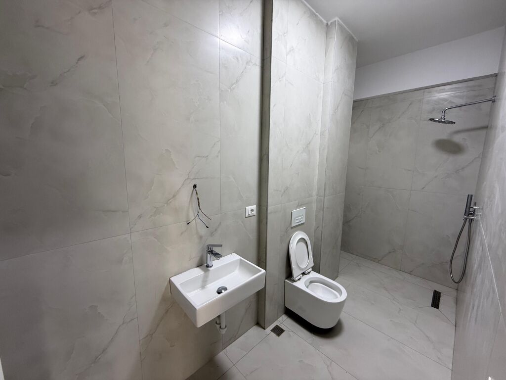 Apartament me qera 2+1+2 Rezidenca Oxa,Fresk