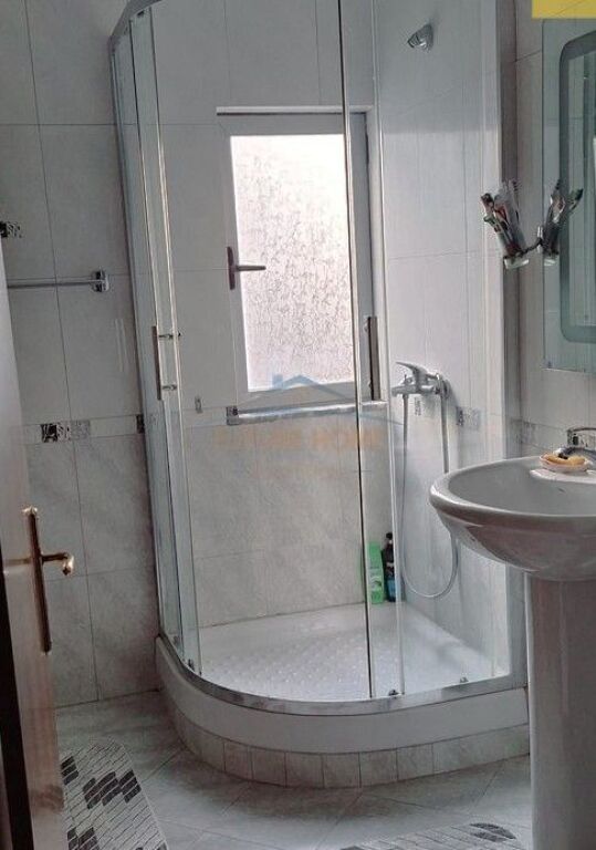Shitet, Apartament 1+1, Unaza e Re, Tiranë