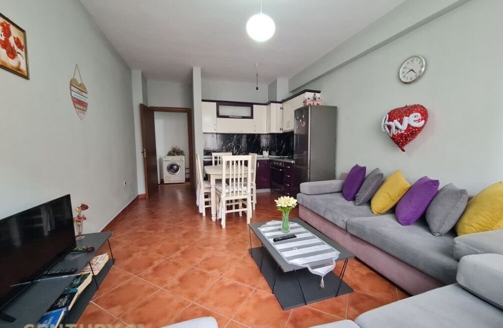 Apartament 1+1 me qira ne Astir