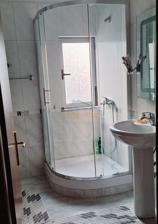 Shitet, Apartament 1+1, Unaza e Re, Tiranë