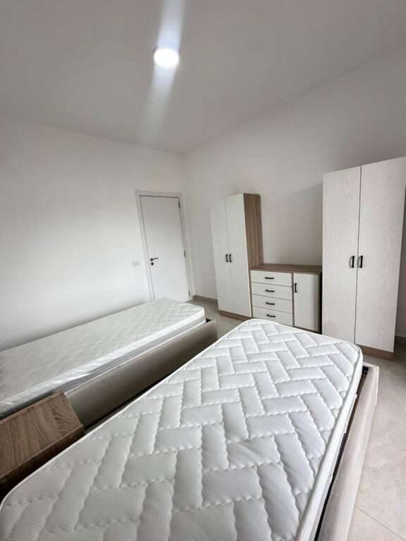 Apartament 2+1+2+P Me Qira Paskuqan