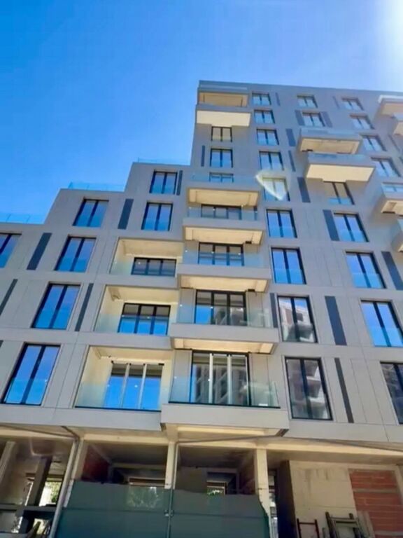 Golden Gate Residence vendesi appartamento: 2+1+2