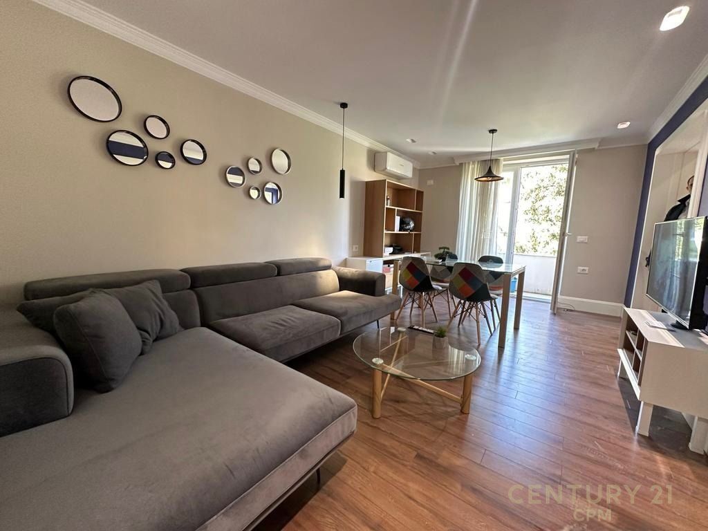 JEPET ME QIRA APARTAMENT 1+1 NE BLLOK