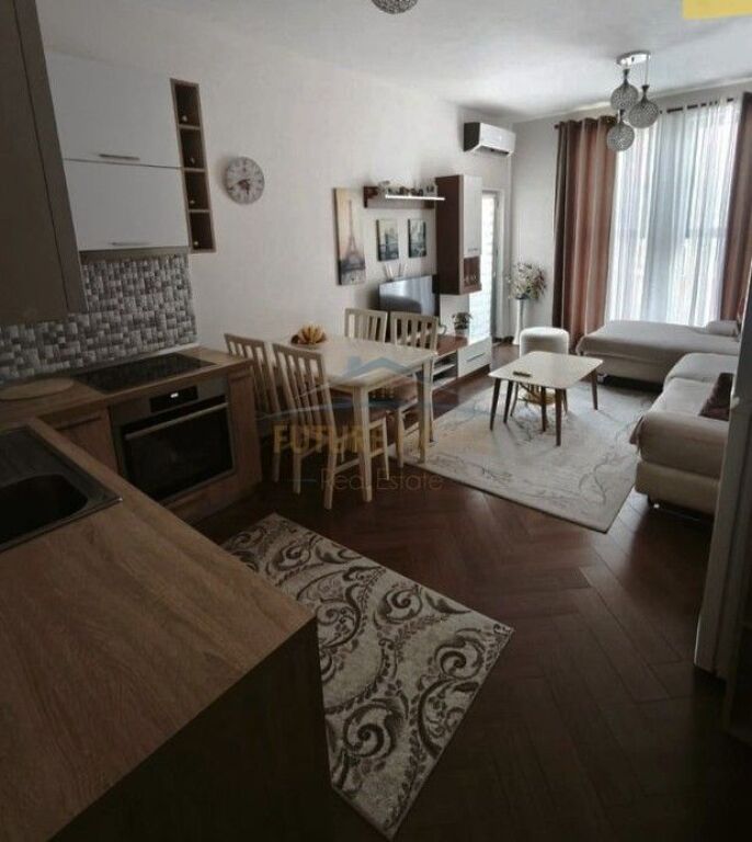 Shitet, Apartament 1+1, Unaza e Re, Tiranë